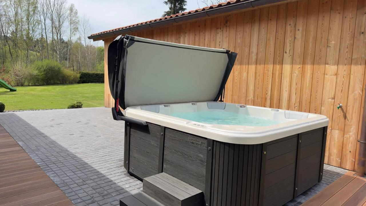 River Wellness Jince Buitenkant foto